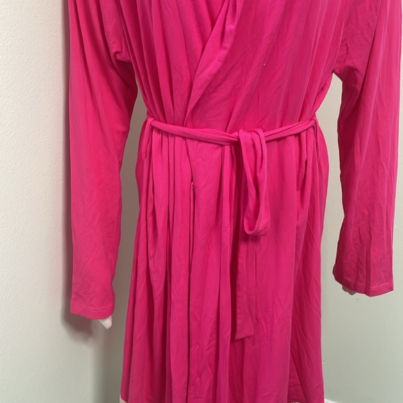 Eberjey pink wrap robe with lace hem large - Picture 5 of 8